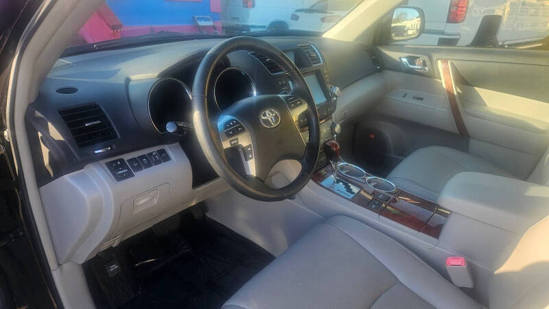 2012 Toyota Highlander Hybrid Limited