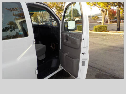2015 GMC Savana 2500