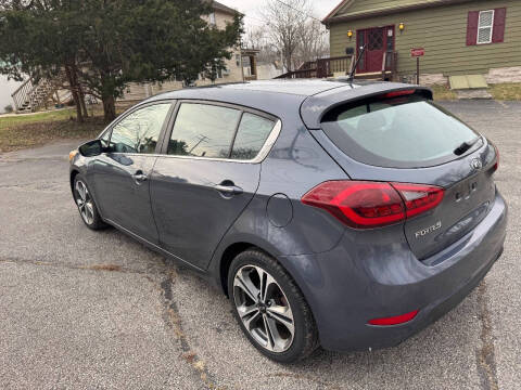 2016 Kia Forte5 EX
