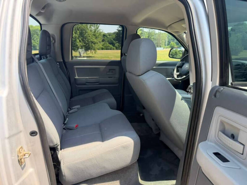 2005 Dodge Dakota SLT