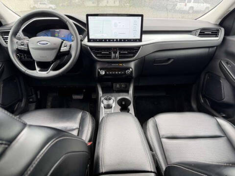 2024 Ford Escape Platinum