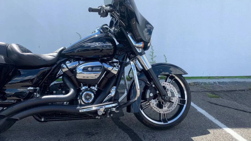 2017 Harley-Davidson Street Glide Special