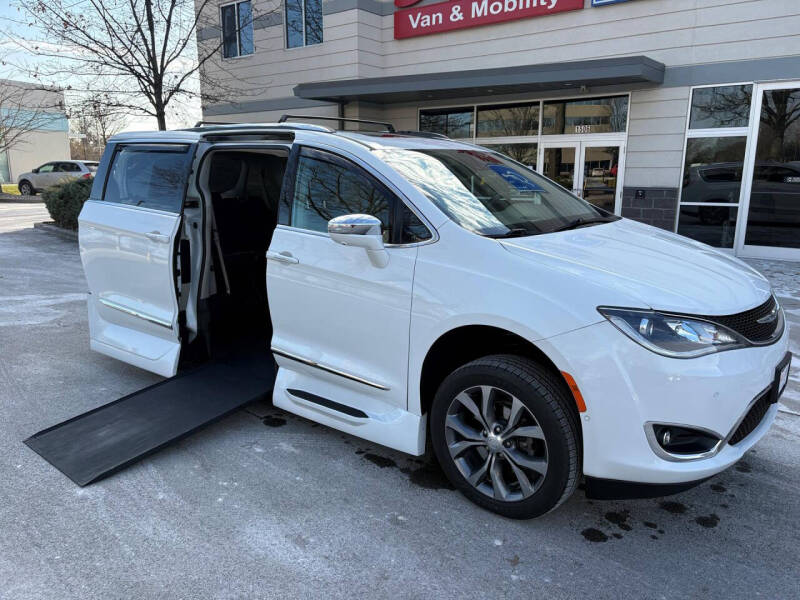 2018 Chrysler Pacifica Limited