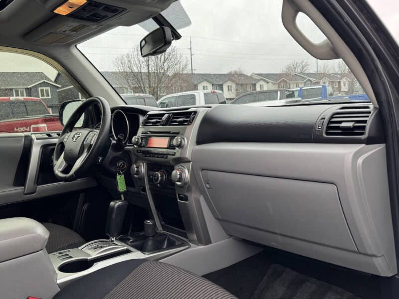 2012 Toyota 4Runner SR5