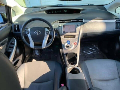 2012 Toyota Prius Plug-in Hybrid Advanced