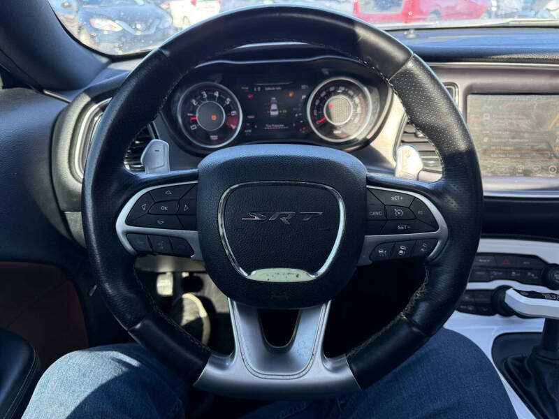2015 Dodge Challenger SRT 392