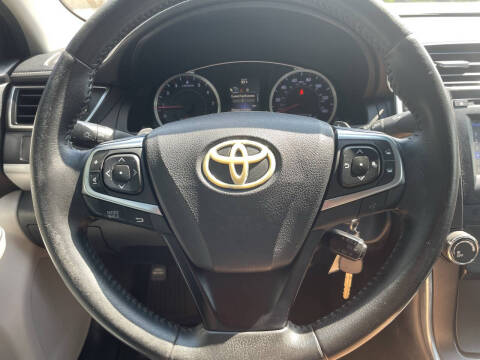 2015 Toyota Camry SE