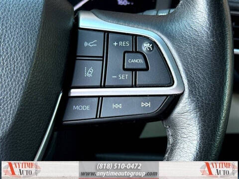 2021 Toyota Sienna XLE 8-Passenger