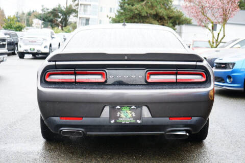 2015 Dodge Challenger R/T Plus