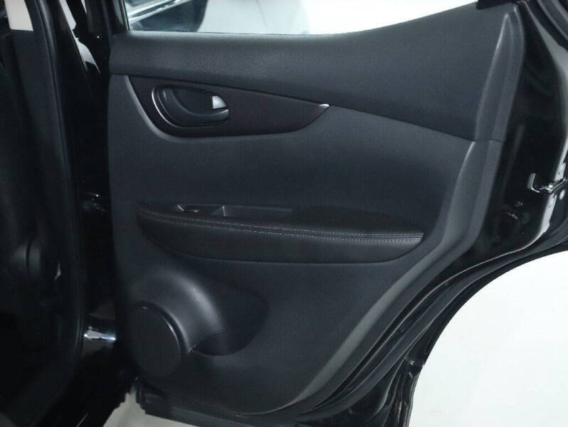 2022 Nissan Rogue Sport S