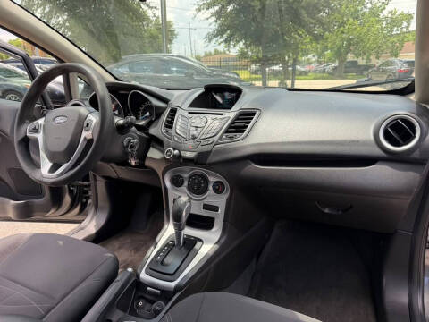 2017 Ford Fiesta SE