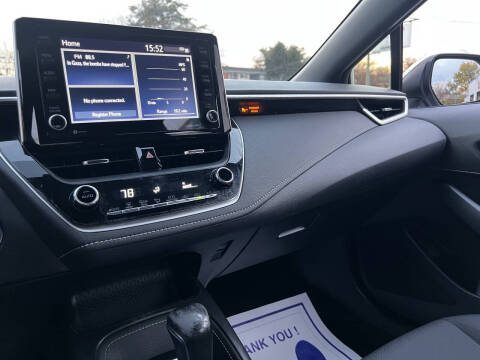 2022 Toyota Corolla Hatchback SE