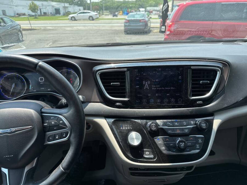 2018 Chrysler Pacifica Touring L Plus