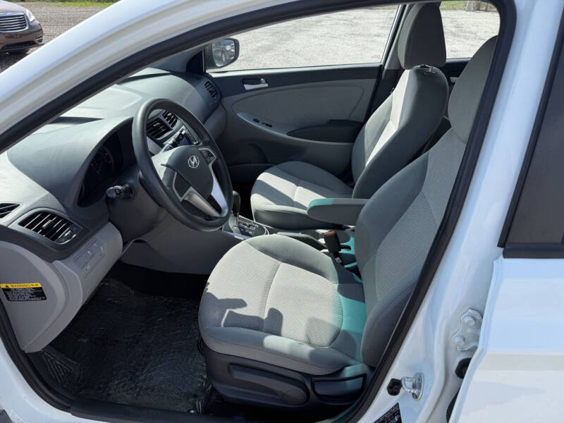 2014 Hyundai Accent GS - Photo 10
