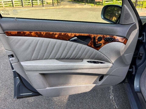 2004 Mercedes-Benz E-Class E 320
