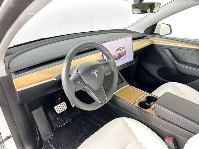2024 Tesla Model Y Performance
