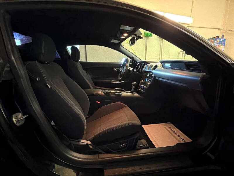 2018 Ford Mustang EcoBoost