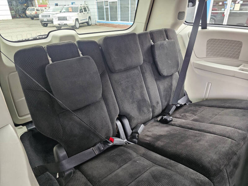 2013 Dodge Grand Caravan American Value Package