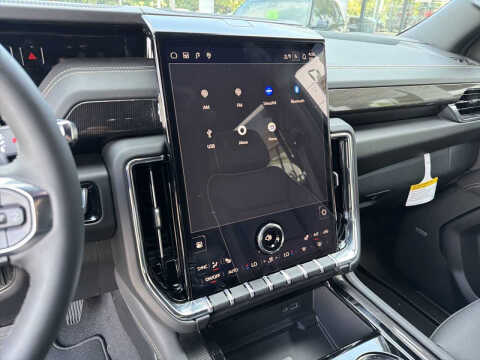 2025 GMC Yukon XL Elevation