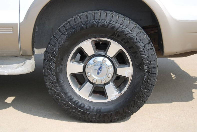2005 Ford Excursion Eddie Bauer