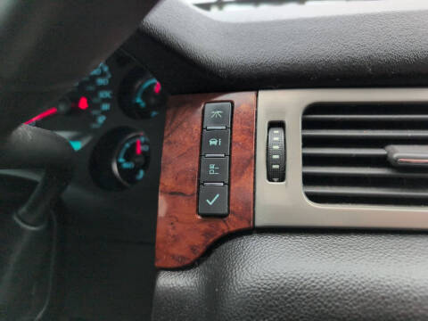 2014 Chevrolet Suburban LTZ