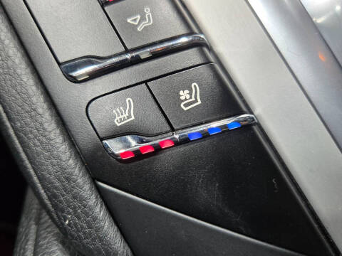 2013 Porsche Cayenne GTS