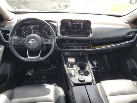 2023 Nissan Rogue SL