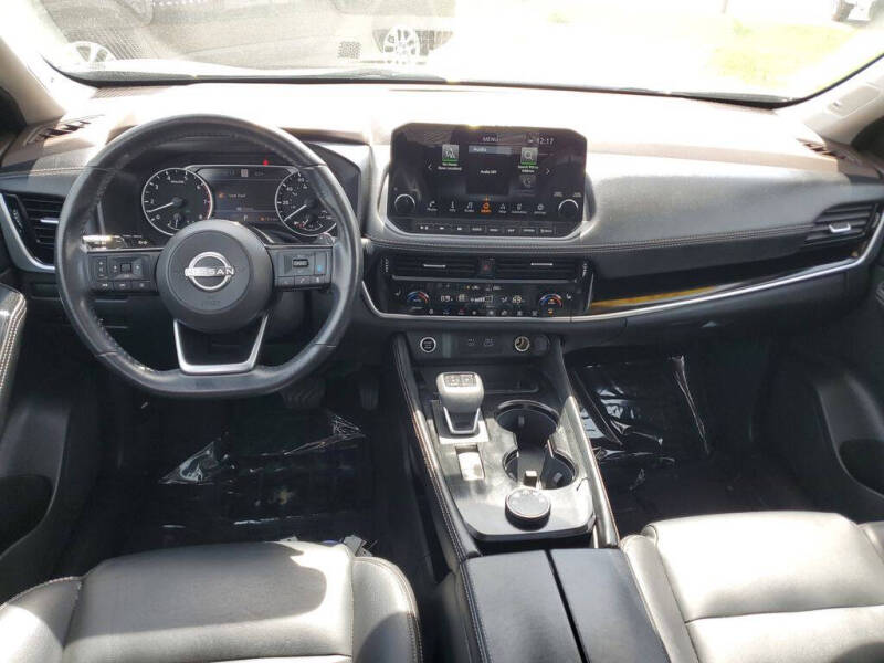 2023 Nissan Rogue SL