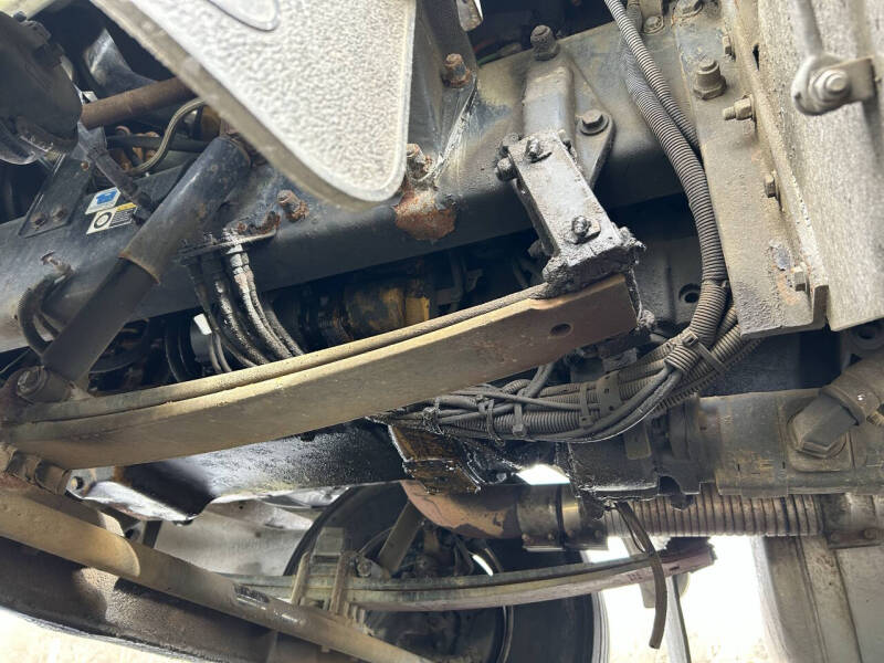 2006 Peterbilt 335 Mechanic's Truck