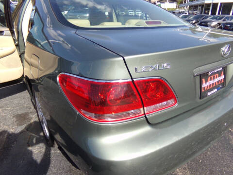 2005 Lexus ES 330