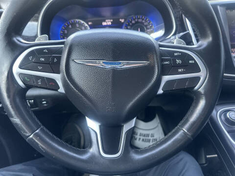 2015 Chrysler 200 C