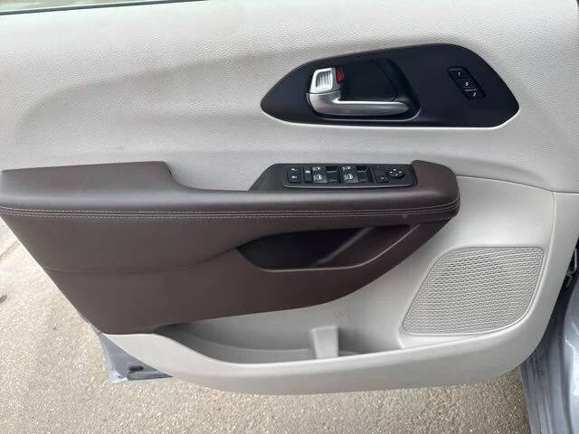 2020 Chrysler Pacifica Touring L Plus