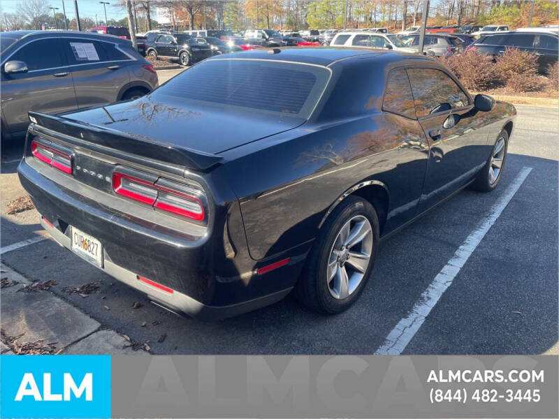 2019 Dodge Challenger SXT