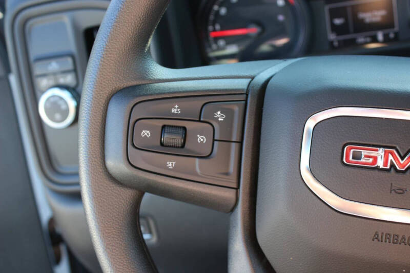 2024 GMC Sierra 2500HD Pro