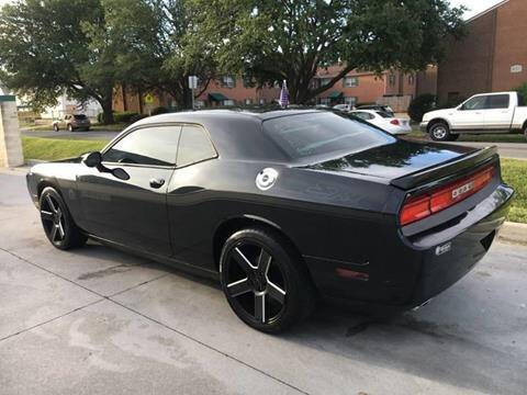 2012 Dodge Challenger SXT Plus