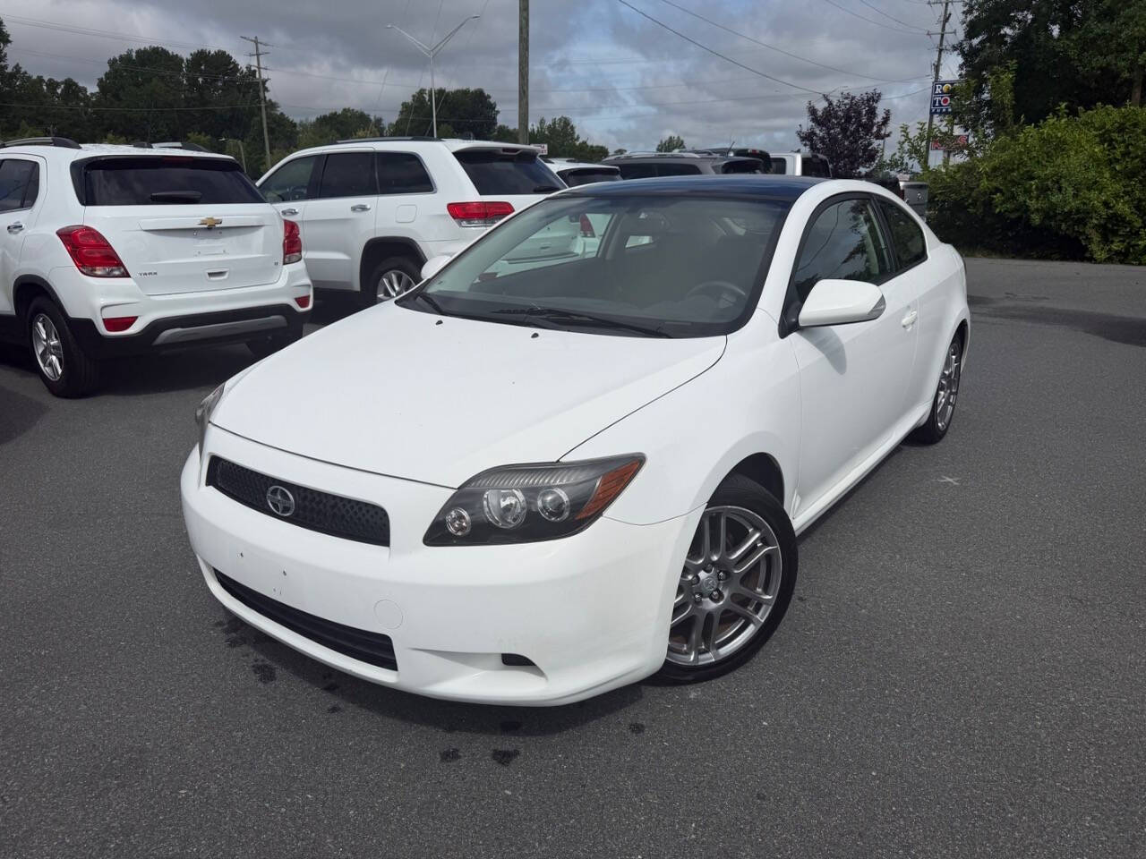 White 2009 Scion tC Base Base 2dr Hatchback 4A 1