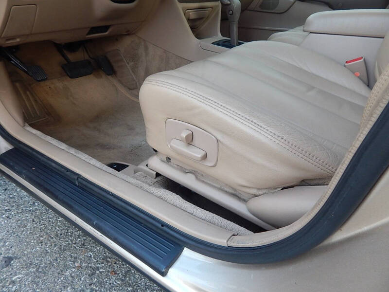 1997 Toyota Avalon XL