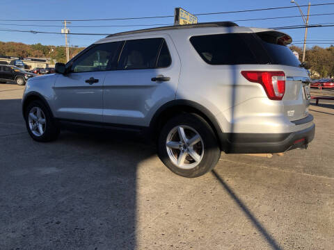 2018 Ford Explorer