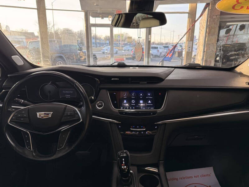 2023 Cadillac XT5 Premium Luxury