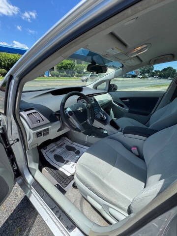 2010 Toyota Prius II