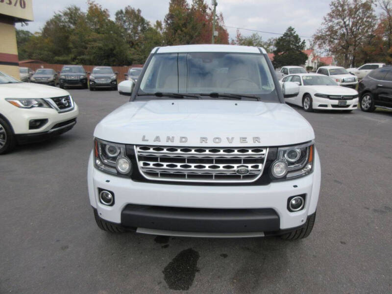 2016 Land Rover LR4 HSE LUX photo 2