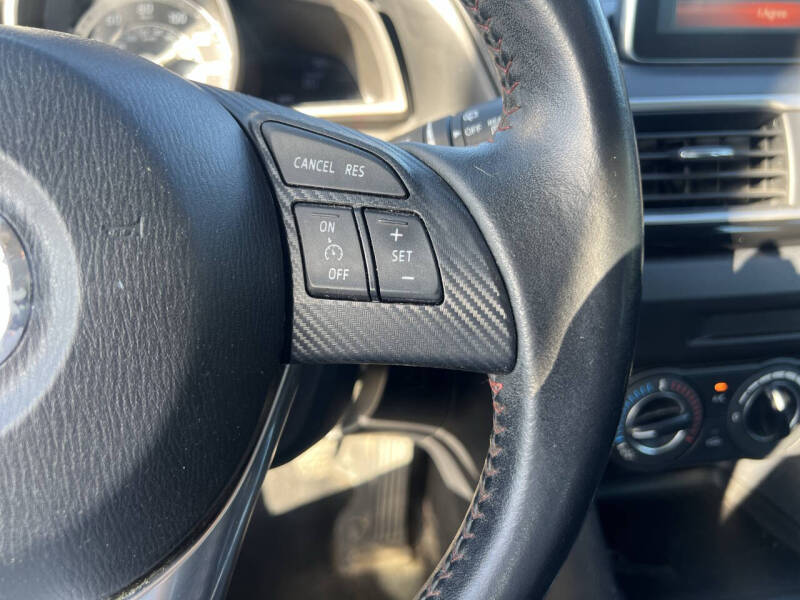 2015 Mazda MAZDA3 i Touring