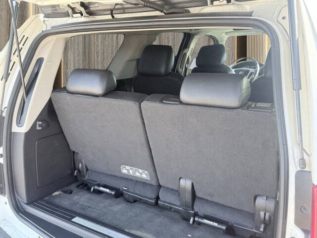 2012 Cadillac Escalade Luxury