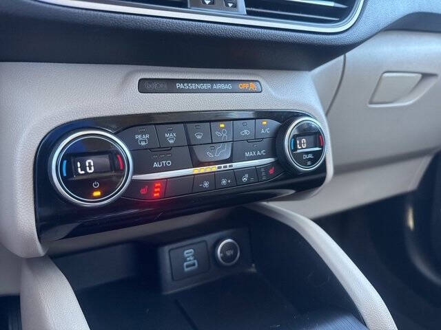 2021 Ford Escape SEL