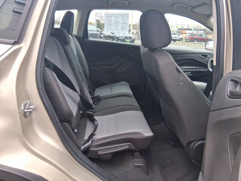 2017 Ford Escape S