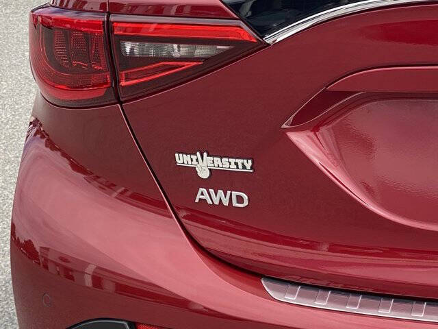 2019 Infiniti QX30 Essential