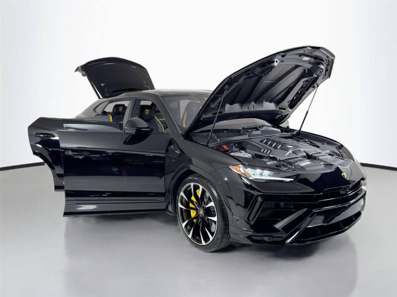 2024 Lamborghini Urus S