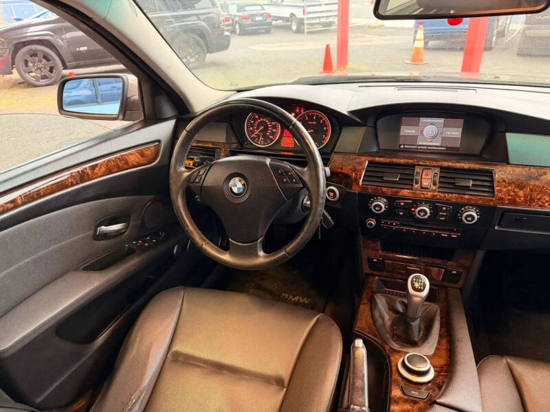 2008 BMW 5 Series 528i