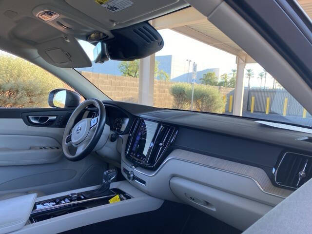 2021 Volvo XC60 T6 Inscription