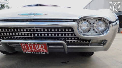 1962 Ford Thunderbird